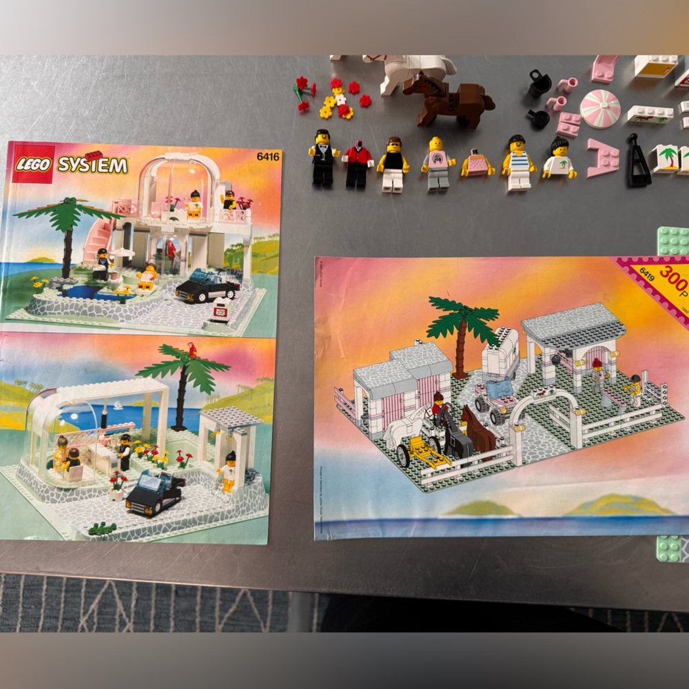 Incomplete vintage Lego Paradisa sets 6416 and 6419